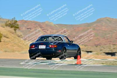 media/Dec-13-2025-Extreme Speed (Sat) [[d129ecb0b9]]/Beginner/Session 2 (Turn 4)/